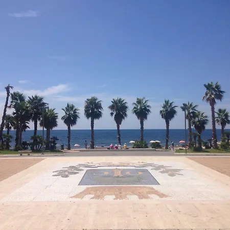 La Casa Sul Mare Bed & Breakfast