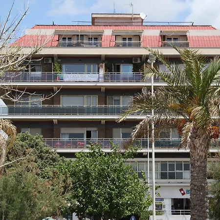 La Casa Sul Mare 4* شيفيتافيكْيا